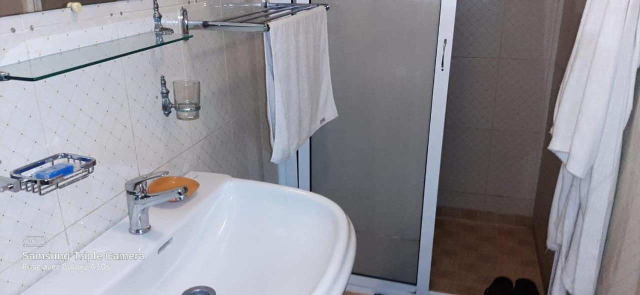 With Budget Appartement *
