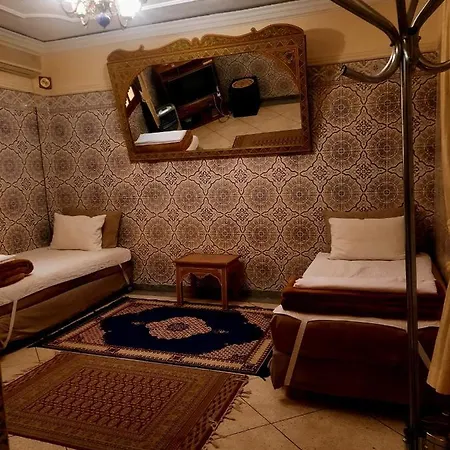 Stay With Low Budget Marrakesch Exterior foto